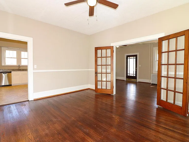 914 Roanoke Blvd — Photo 5