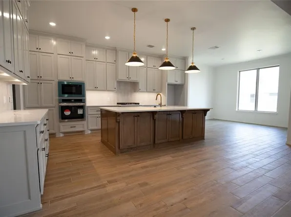 5708 Rose Prairie Blvd, Edmond, OK 73034
