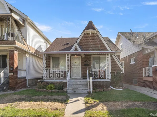 7702 Kendal St, Dearborn, MI 48126