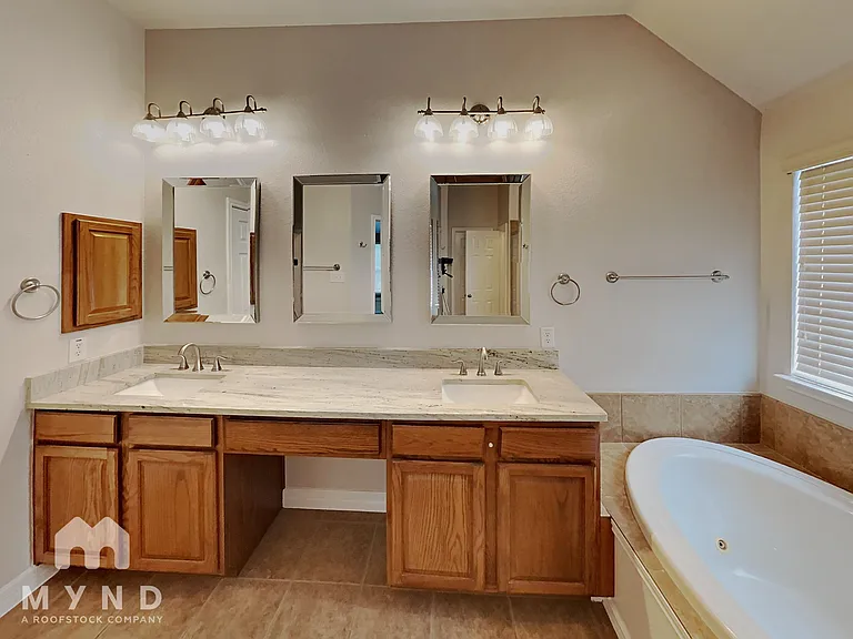 23307 Treemont Park — Photo 12