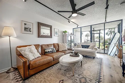 2424 W Tampa Bay Blvd #M104 Photo 1