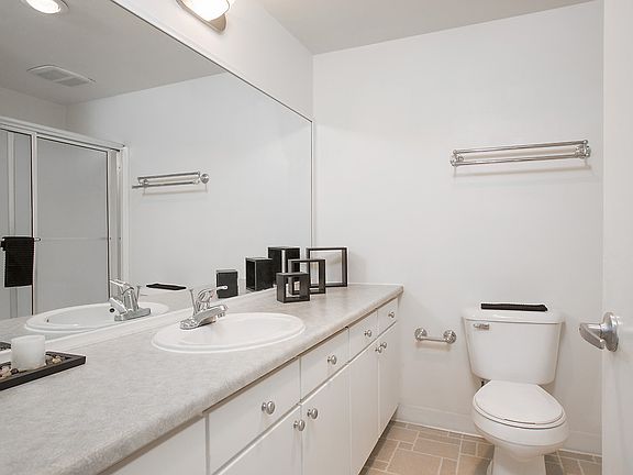 2nd image of 1021 Scandia Ave #1070