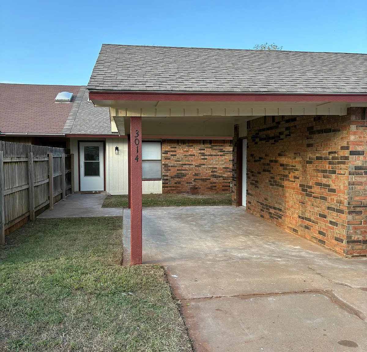 2 bed, 1263 sqft, $1,300 — Photo 1
