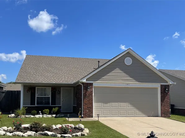 141 W Fairlane Pl, Sapulpa, OK 74066