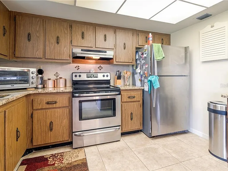 37 Oakland Hills Pl — Photo 10
