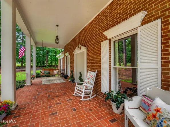 1595 North Moore Road, Robbins, NC 27325