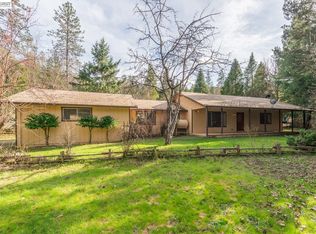 376 Mountain View Dr, Lewiston, CA 96052
