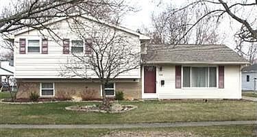 1st image of 814 Sandalwood Dr