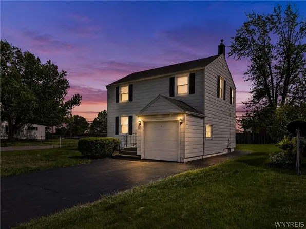 121 Southgate Rd, Cheektowaga, NY 14215