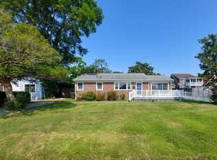 112 S 2nd St, Hampton, VA 23664