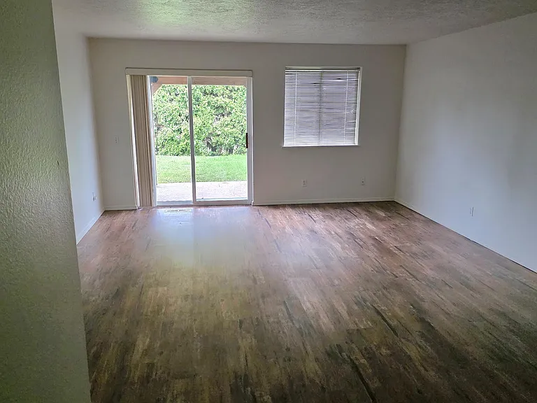 1610 SE Cortland Ave #1610 — Photo 5