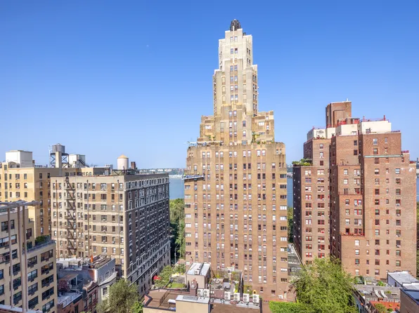 885 West End Avenue image 14 of 14