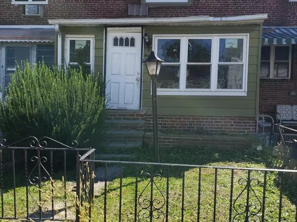 208 Marks Ave, Darby, PA 19023