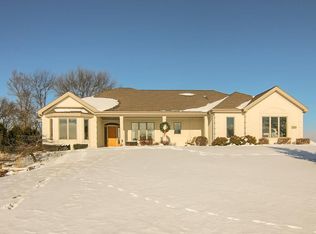7478 Summit Rdg, Middleton, WI 53562