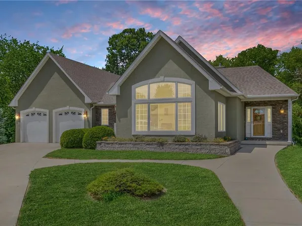 2602 N 100th Ter, Kansas City, KS 66109