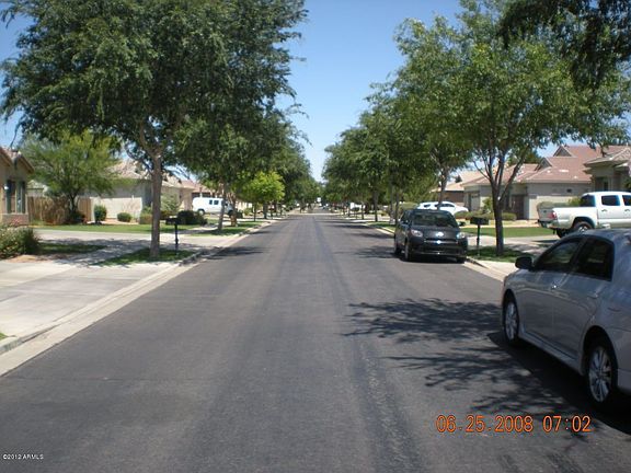 2nd image of 3341 E Vaughn Ave