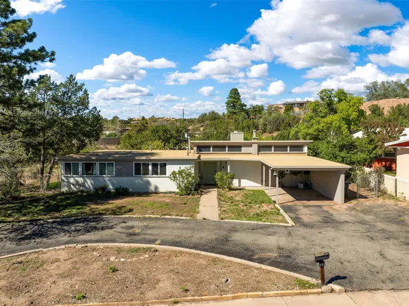 112 Valley Dr, Santa Fe, NM 87501