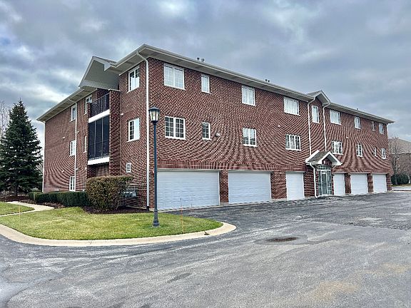3rd image of 13058 Laurel Glen Ct APT 201