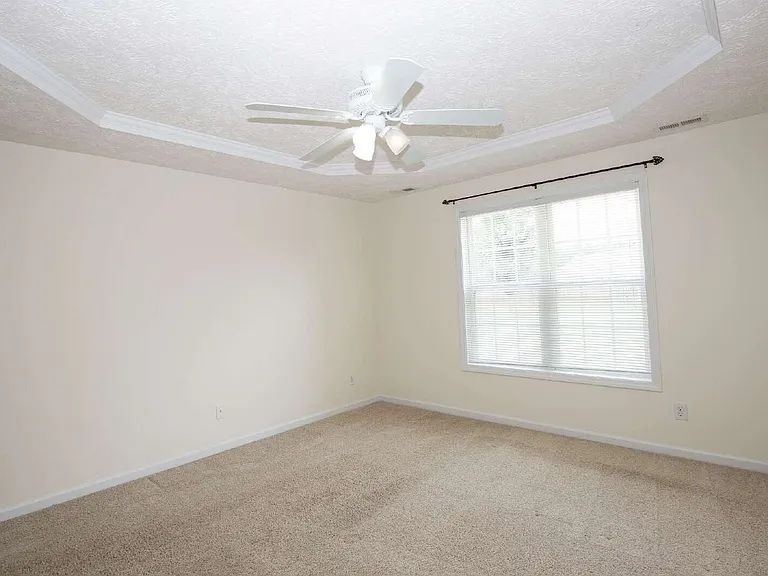106 Harvest Ln — Photo 31