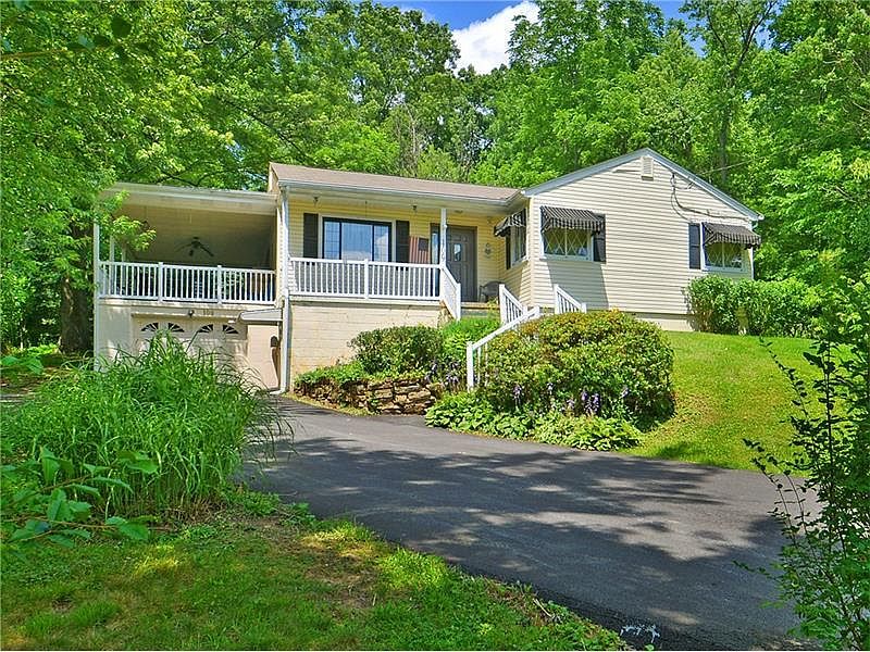 1st image of 109 Rockwell Dr