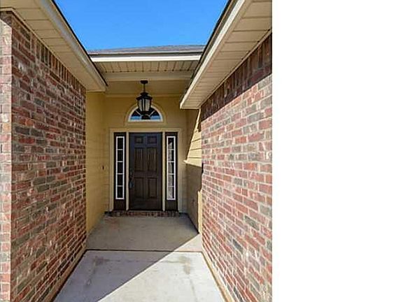 2nd image of 434 Jordan Dr