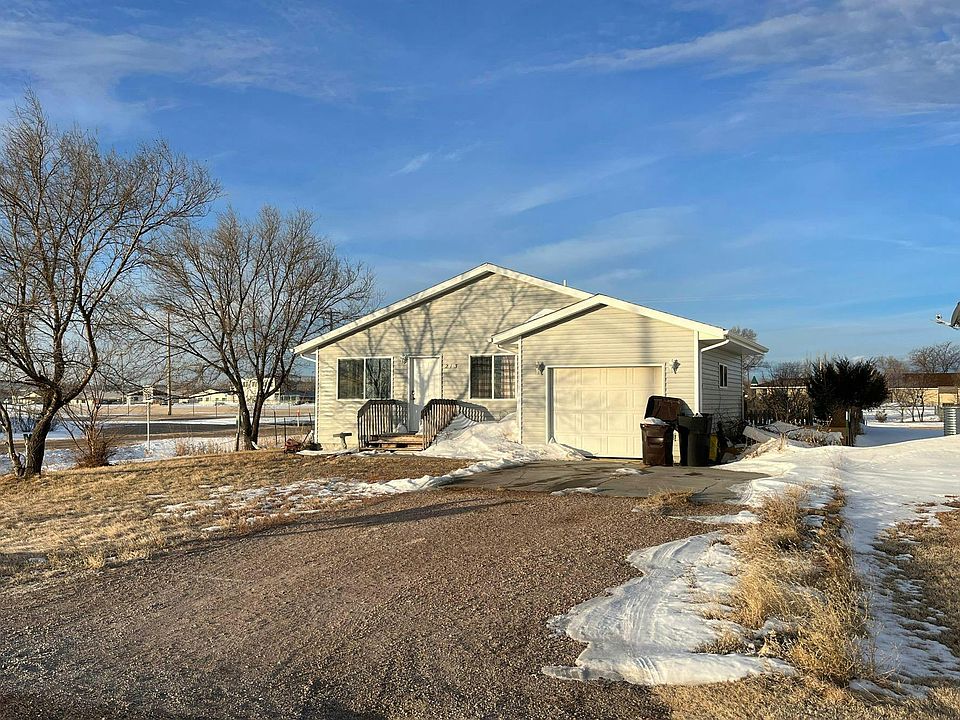 213 Janklow Ave, New Underwood, SD 57761 Zillow