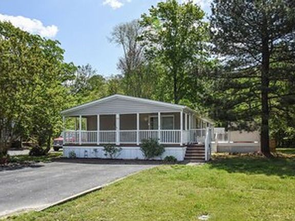 2nd image of 410 South Dr