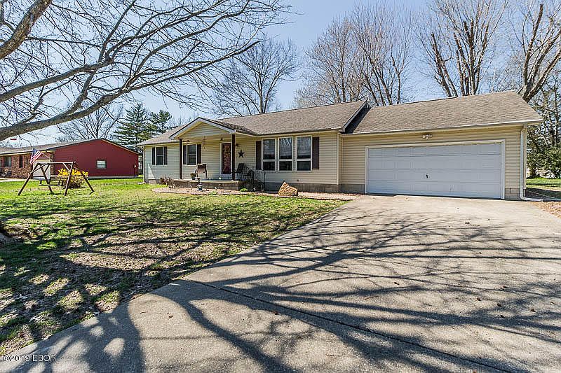 1st image of 7447 Norris Dr