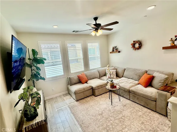 104 Jaripol Cir, Mission Viejo, CA 92694