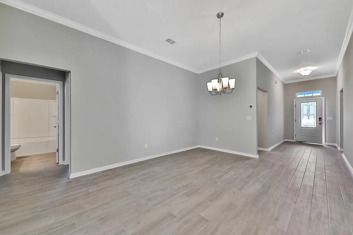 Building Photo - 589 Glasgow Dr