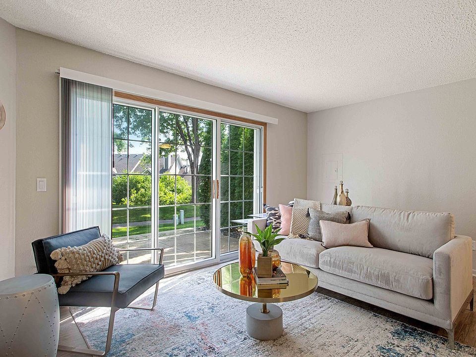 Seasons Villas 8630 Summer Wind Alcove Woodbury MN Zillow