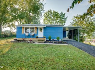 717 Midfield Ave, Kingsport, TN 37665