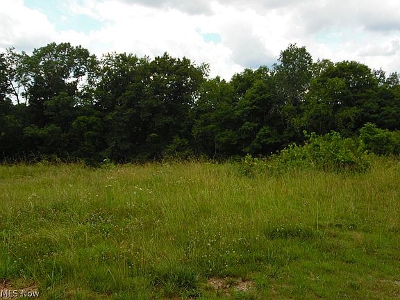 3rd image of 84 Sealy Ridge Rd