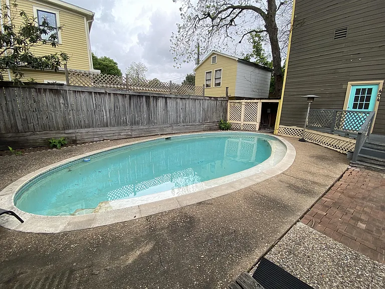 406 Hawthorne St — Photo 34