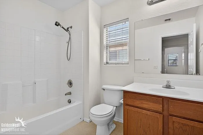 7117 S 7th Ln — Photo 16