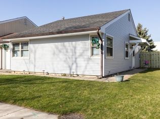 112 Elmwood Rd, Romeoville, IL 60446