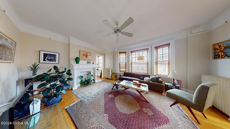 2nd image of 352 State Street #2A