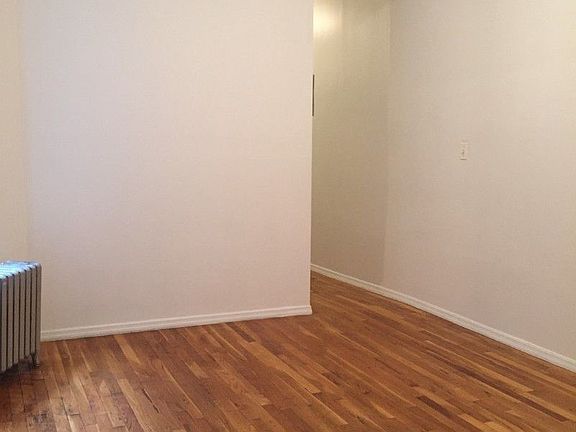 5th image of 122 Saint Marks Pl APT 14