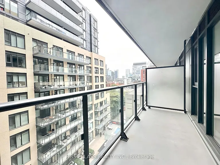 543 Richmond St W #820 — Photo 14