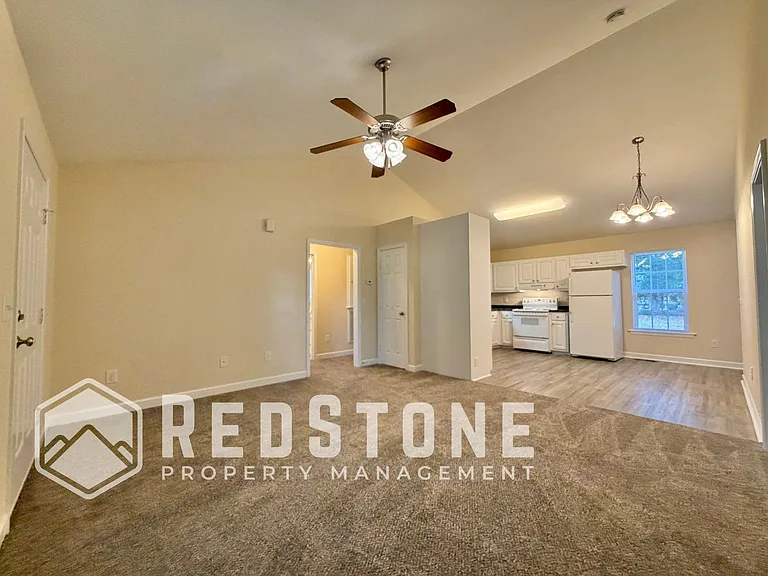 2621 Trail Five — Photo 3