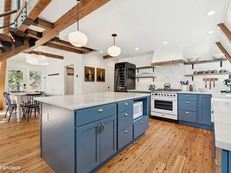 123 Little Mountain Rd — Photo 14