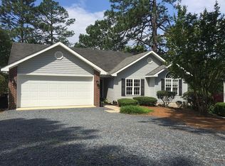 14 Monroe Ln, Pinehurst, NC 28374
