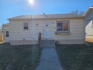 1st image of 1504 8th Ave S