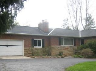 13011 Stratford Trl, Chesterland, OH 44026