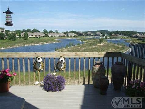 2nd image of 1675 E Harbour Towne Cir #112A