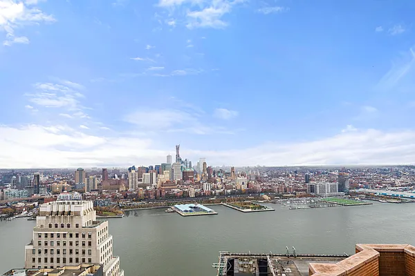 Rented by Compass | media 26