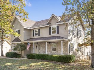 165 Oak Ln, Forsyth, MO 65653