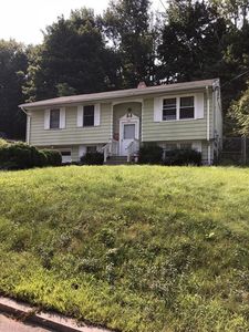 521 E Merrimack St, Lowell, MA, 01852