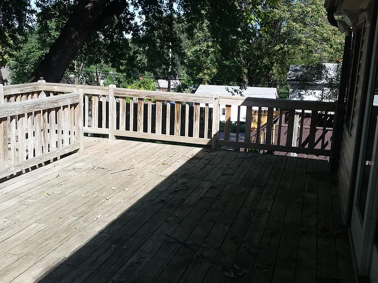 5406 S 49th St — Photo 2