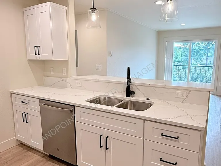 424 S Olive Ave #304 — Photo 22